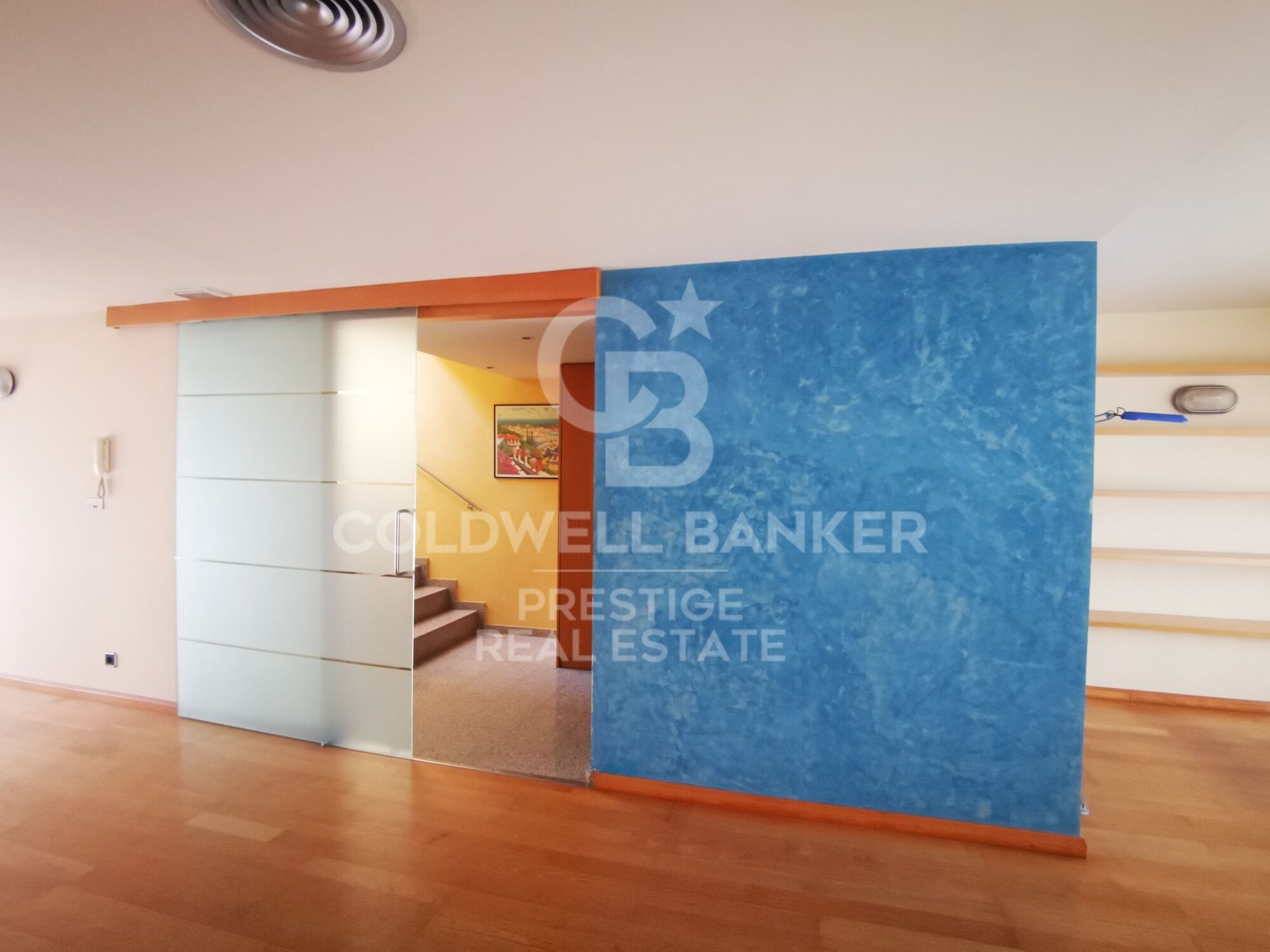 Edificio unifamiliar con potencial de uso mixto en el Eixample Derecho,Barcelona