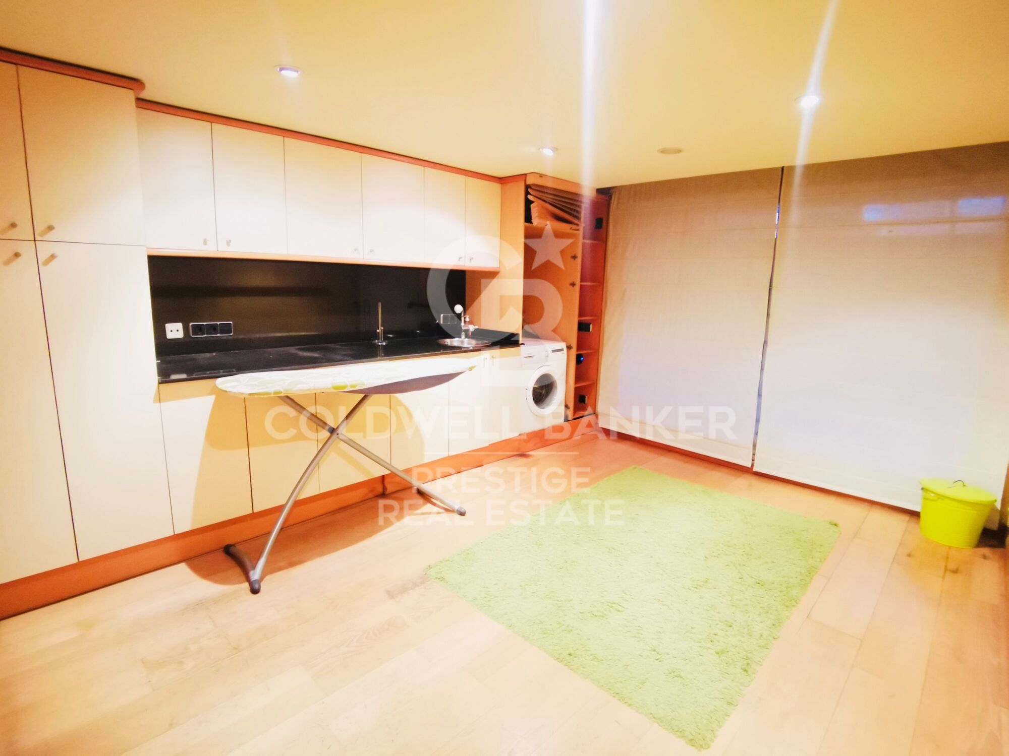 Edificio unifamiliar con potencial de uso mixto en el Eixample Derecho,Barcelona