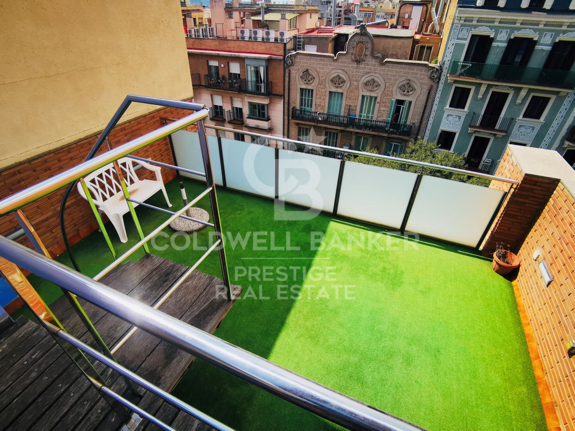 Single-Family building with mixed-use potential in Eixample Right,Barcelona
