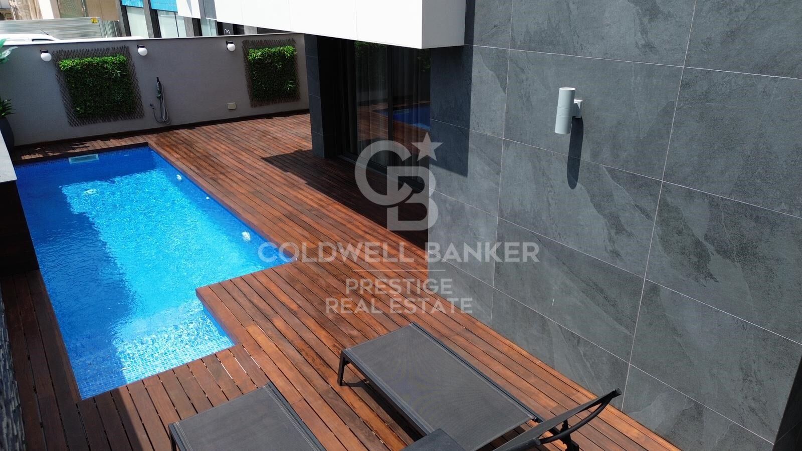Casa unifamiliar situada en la mejor zona de Montemar bajo, Castelldefels