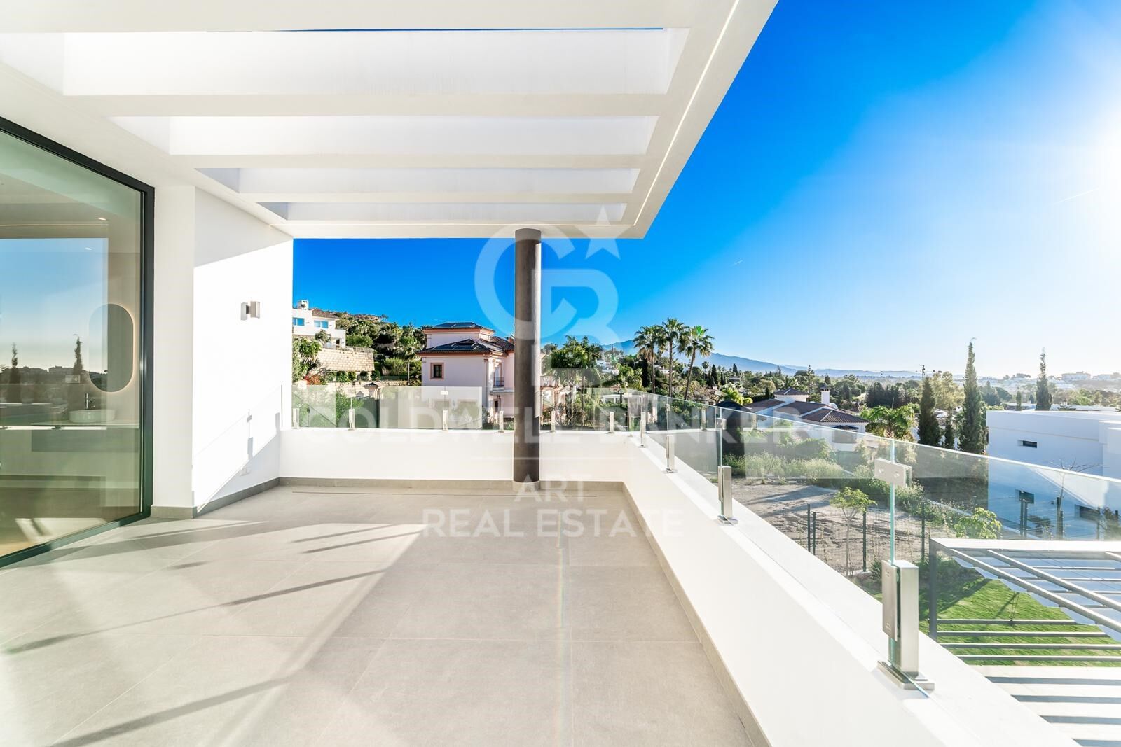 Style et sérénité : une villa moderne à Paraíso Alto, Benahavís