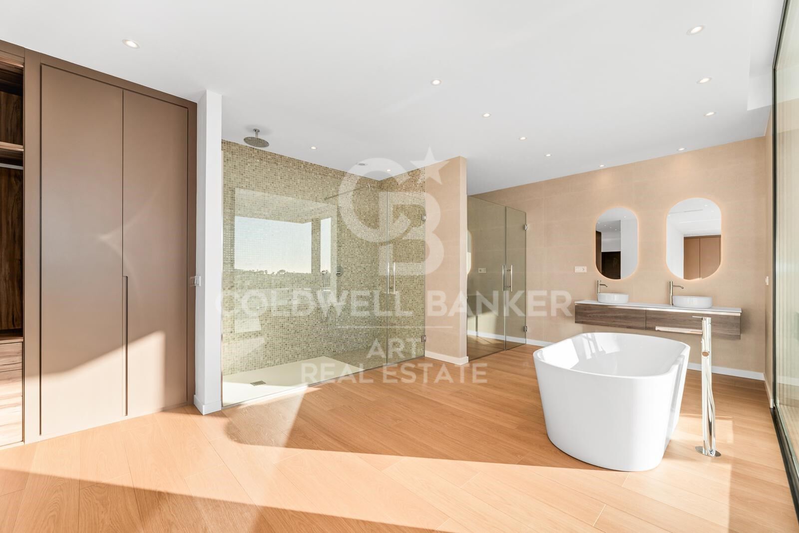 Style et sérénité : une villa moderne à Paraíso Alto, Benahavís