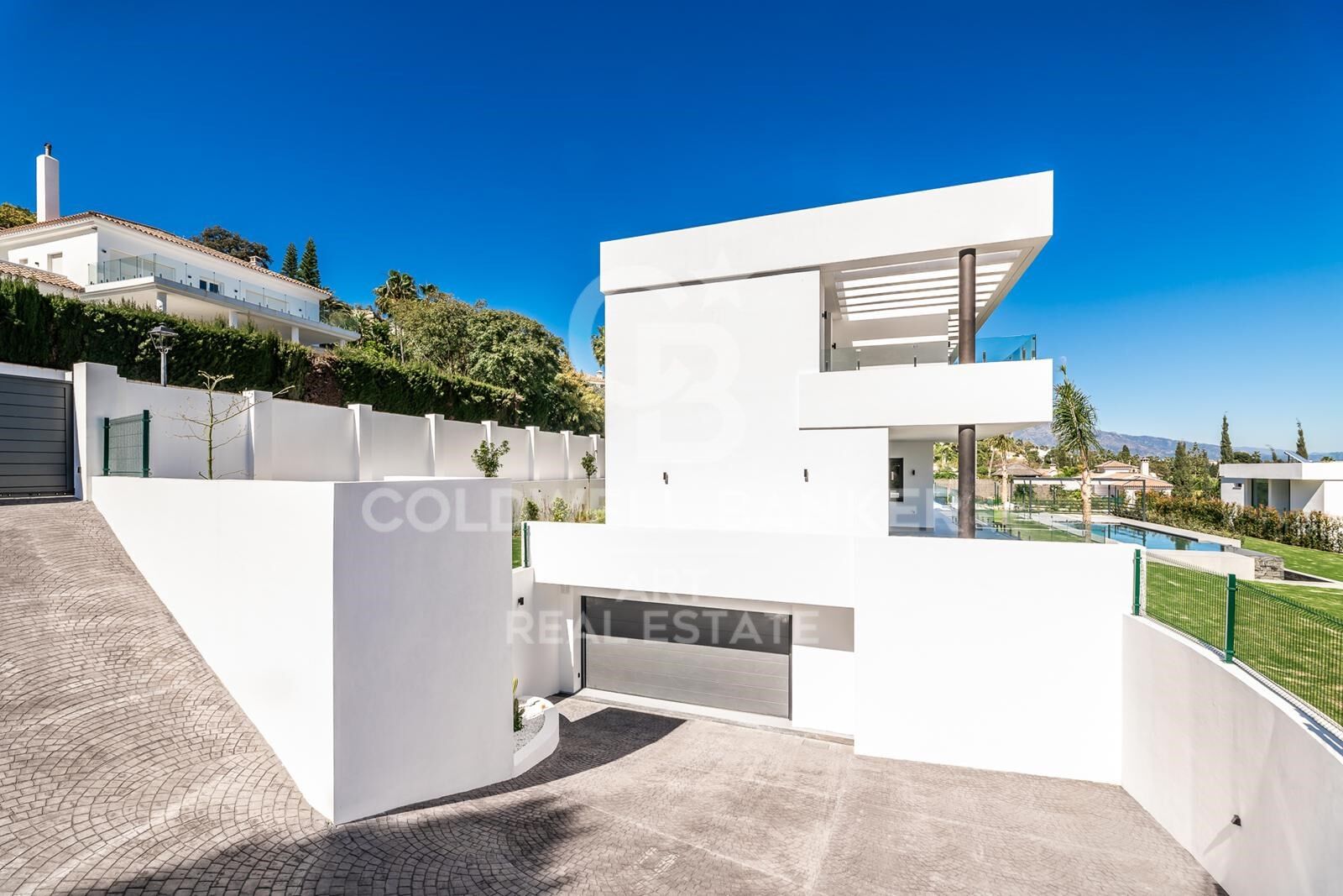 Style et sérénité : une villa moderne à Paraíso Alto, Benahavís