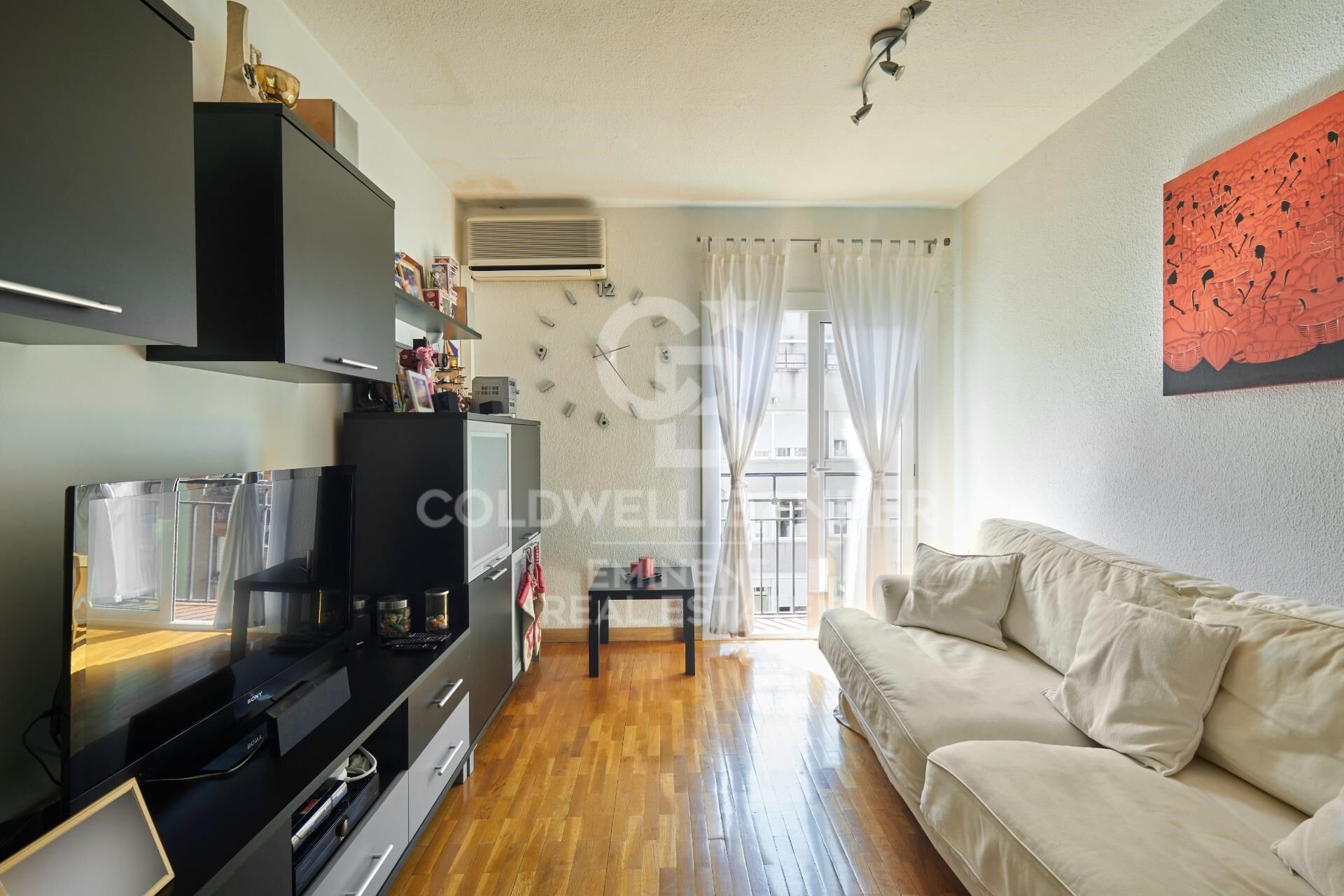 Appartement rénové et lumineux avec balcon et vue sur la Sagrada Família
