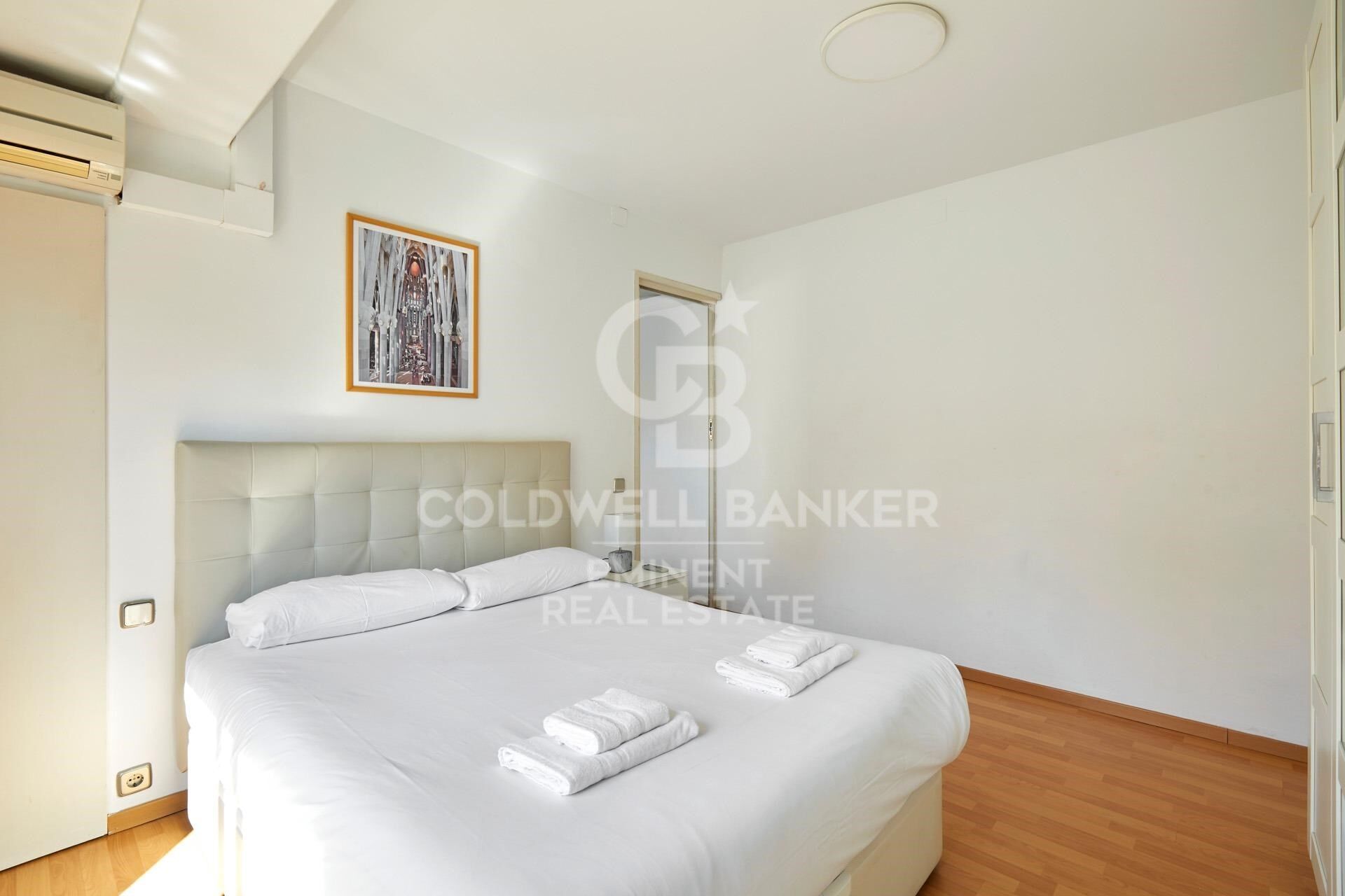 Vivienda reformada con LICENCIA turística junto a la Sagrada Familia