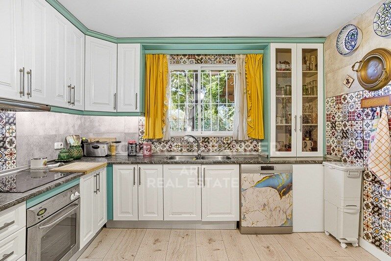 Une opportunité unique à Marbella - maison orientée sud-ouest près de toutes les commodités