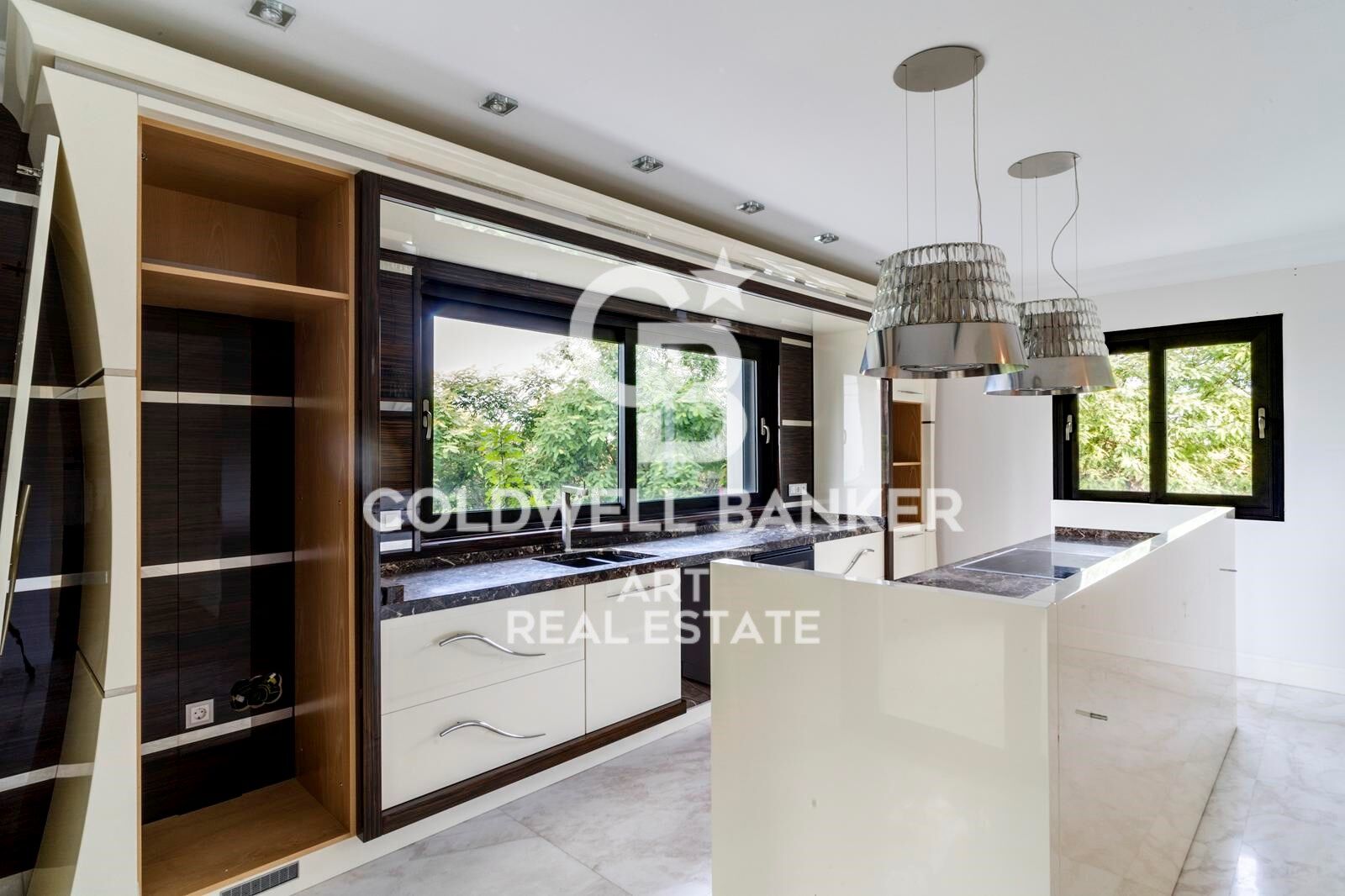 Wundervolle Luxusvilla in Lomas de Magna Marbella, Goldene Meile