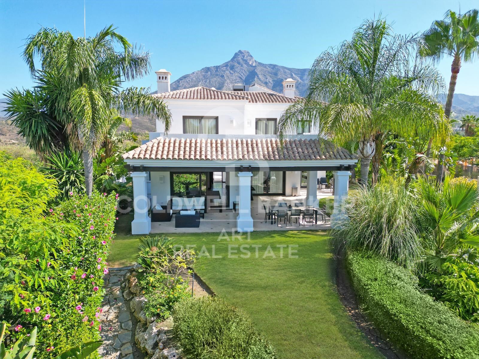 Luxusvilla in Lomas de Magna Marbella, Goldene Meile