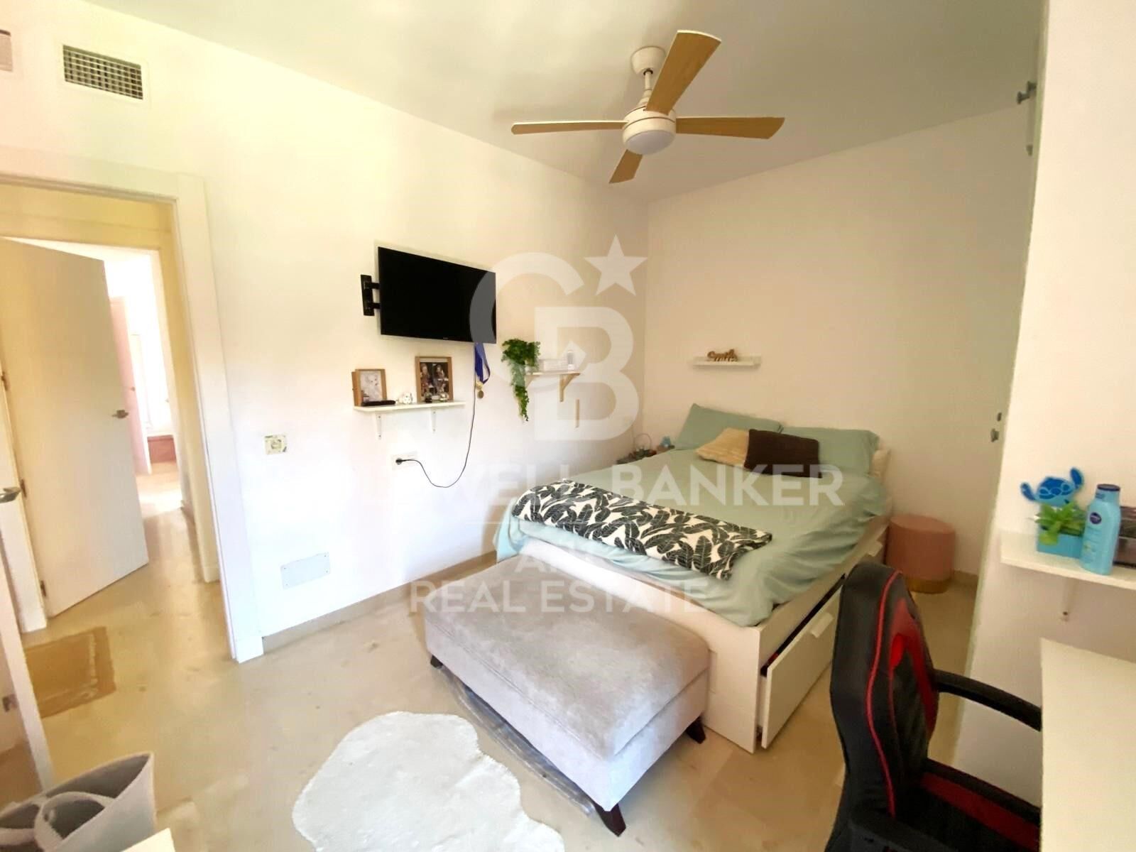 Elegante casa adosada junto a la playa en Estepona