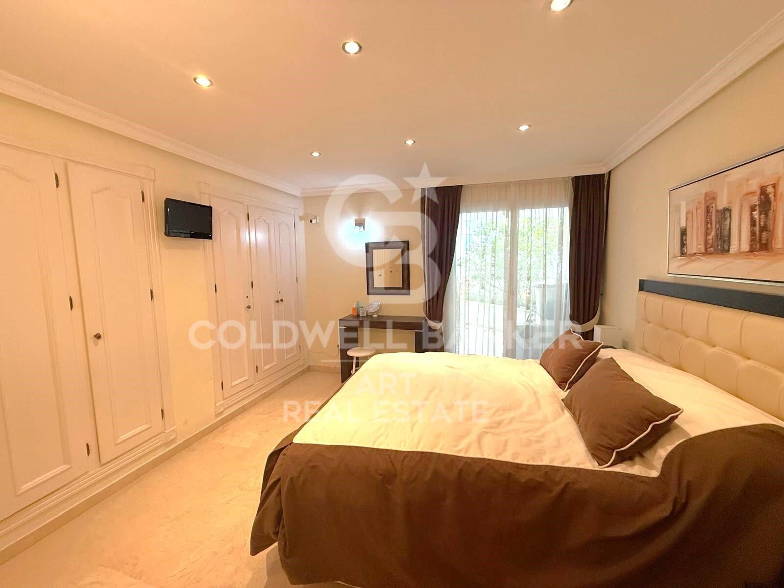 Charming ground floor apartment in Dominion Beach, Estepona