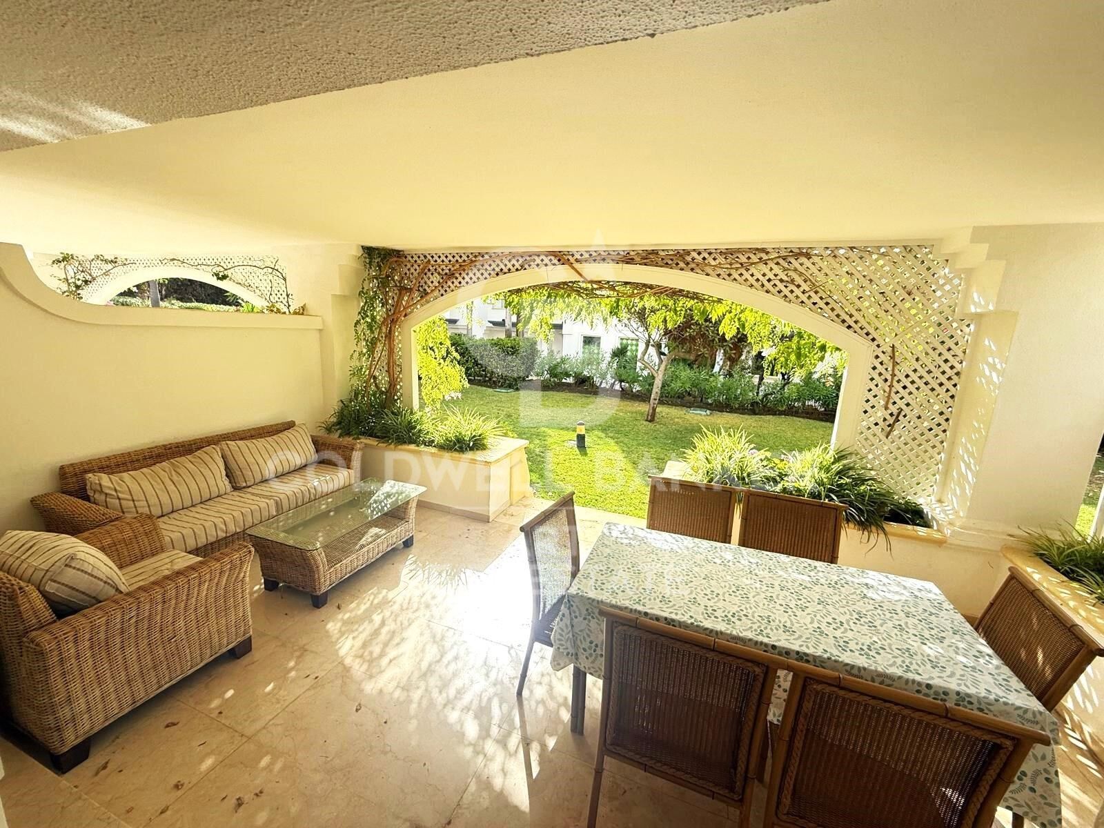 Charming ground floor apartment in Dominion Beach, Estepona