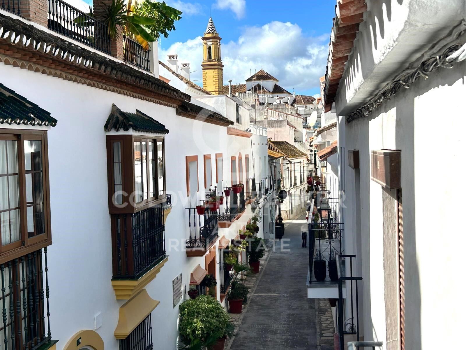 Reihenhaus mit Charakter im Herzen von Estepona, Costa del Sol