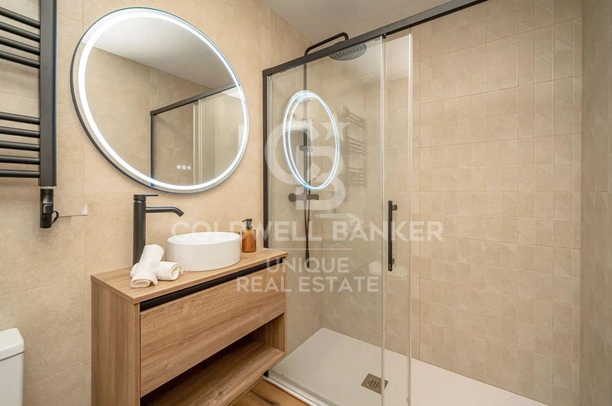 Appartement extérieur exclusif avec 4 chambres au cur de Madrid