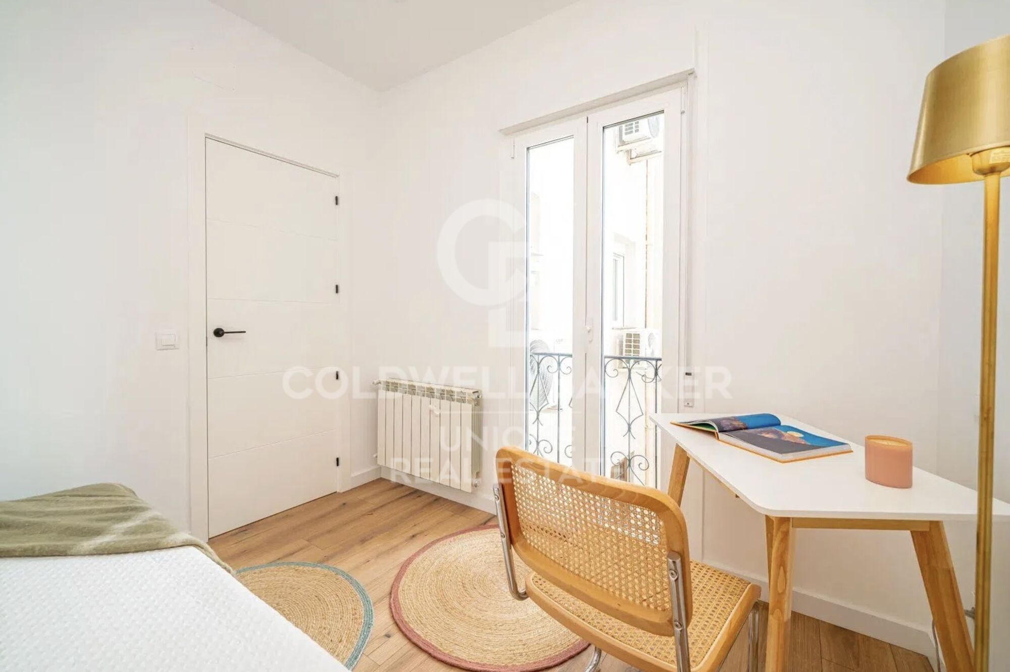 Exclusive exterior flat with 4 bedrooms in the heart of Madrid
