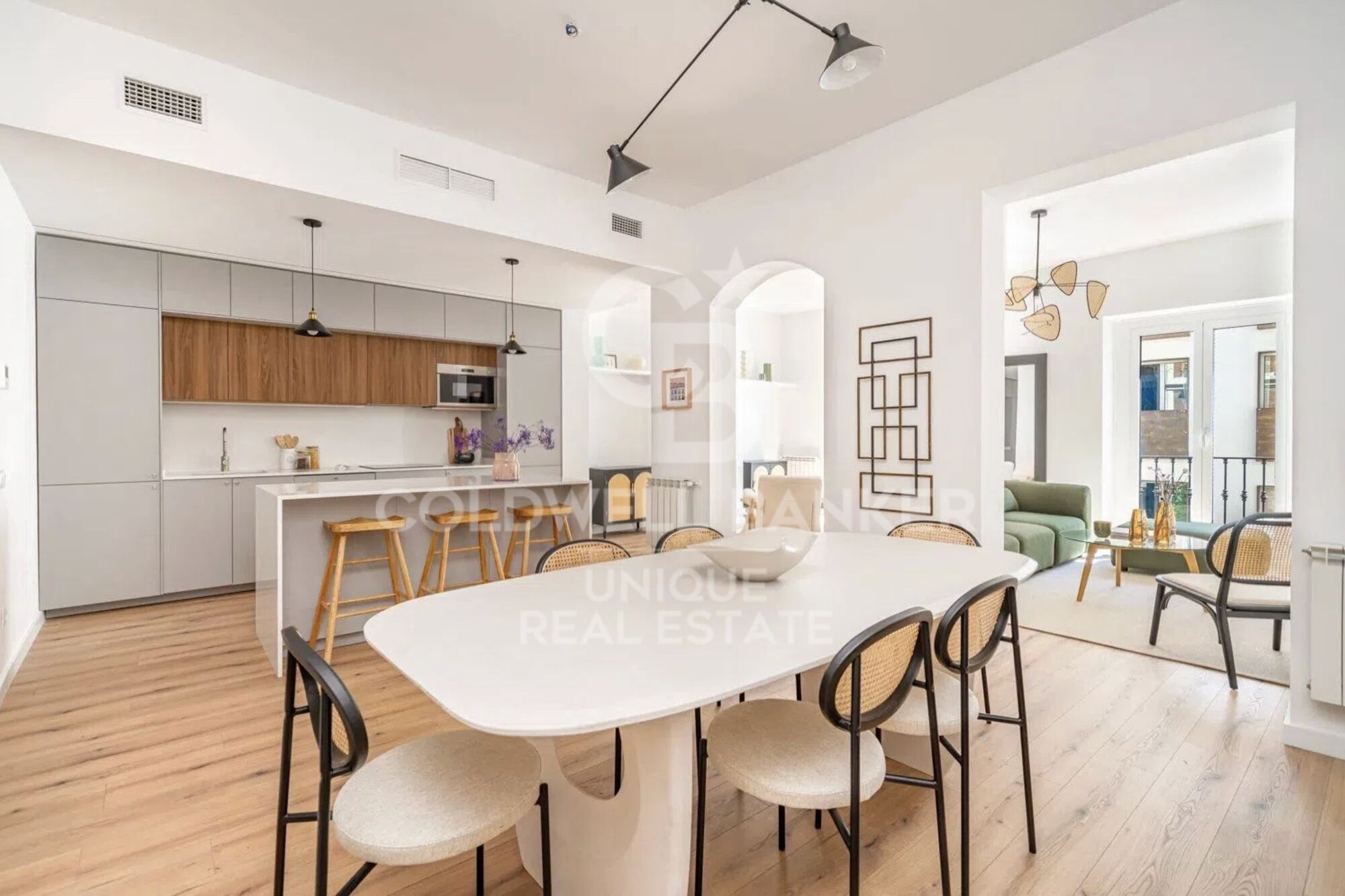 Exklusive Außenwohnung mit 4 Schlafzimmern im Herzen von Madrid