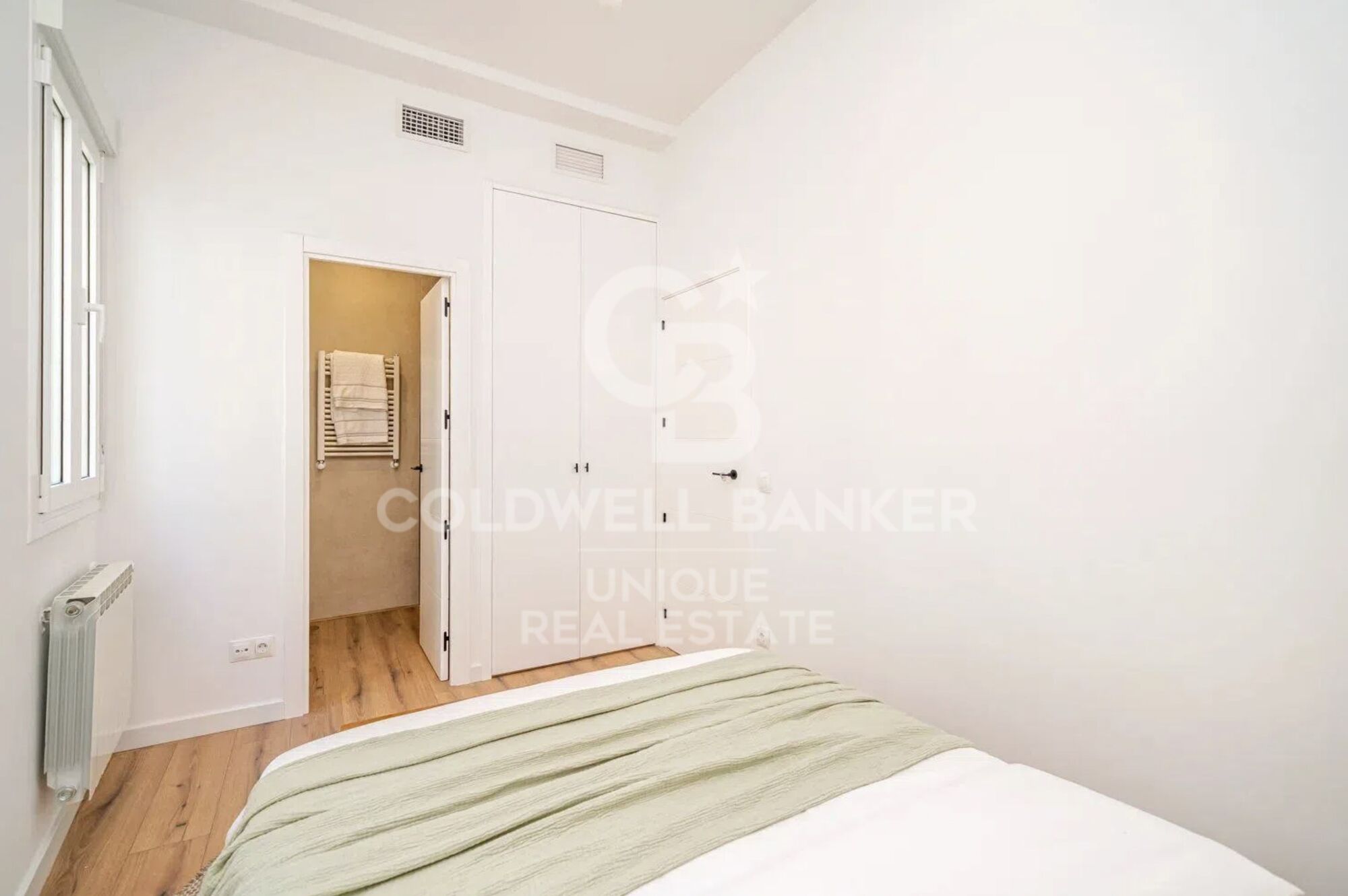 Exclusivo piso exterior de 4 habitaciones en pleno centro de Madrid