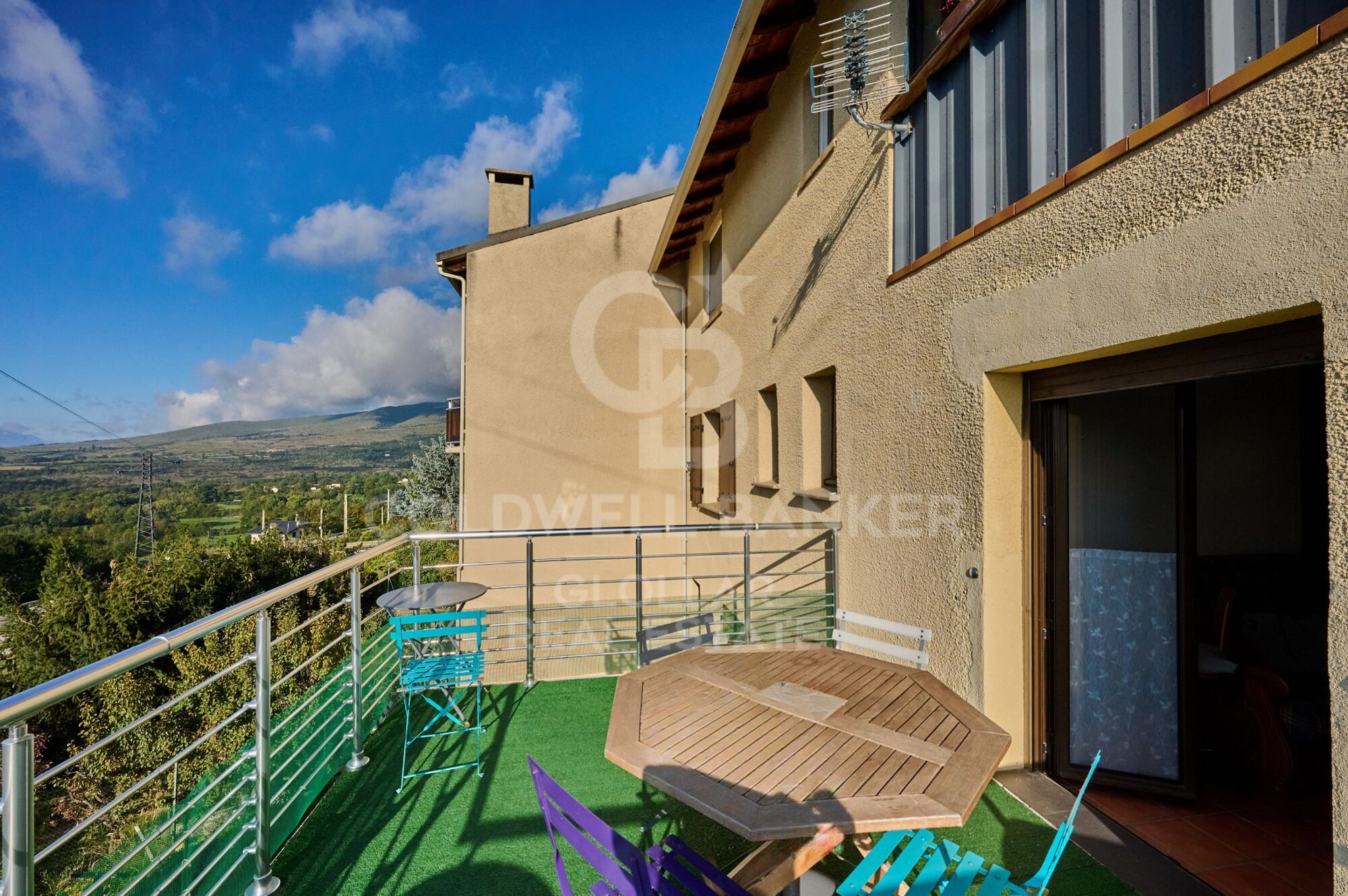 Apartment 2 Bedrooms Sale Enveitg