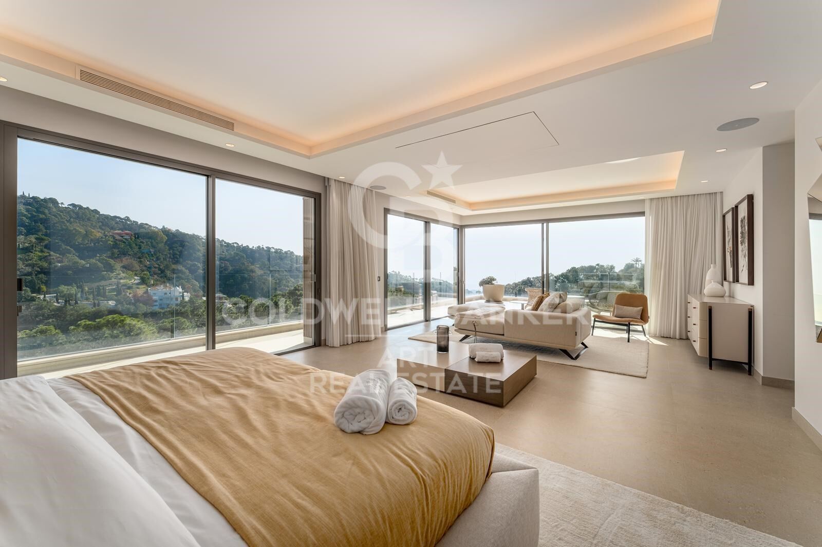 Villa moderne avec vues panoramiques dans la prestigieuse La Zagaleta, Benahavís