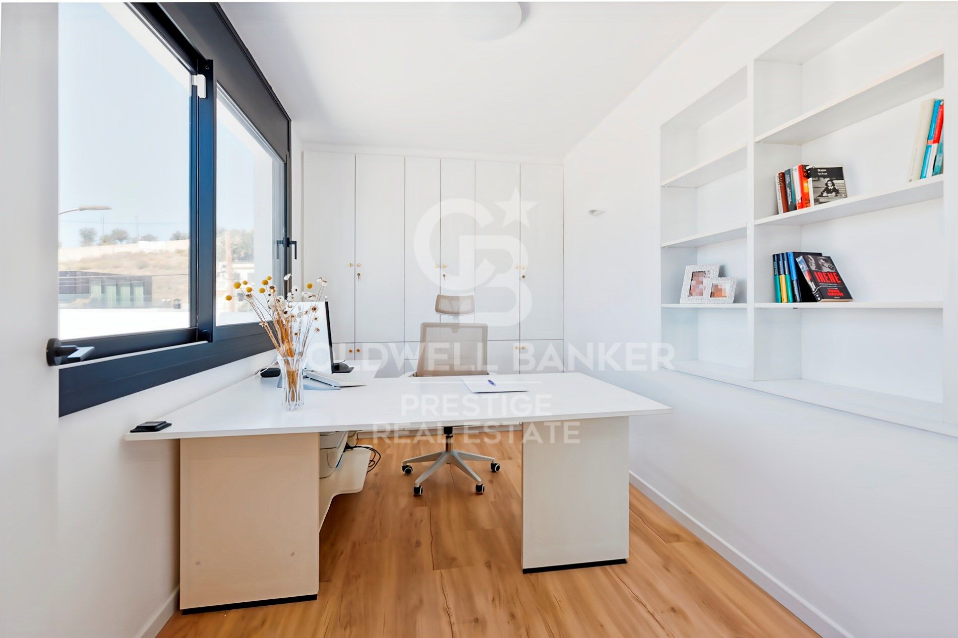 Spectaculaire maison rénovée avec piscine et vue panoramique à La Miranda,Barcelone