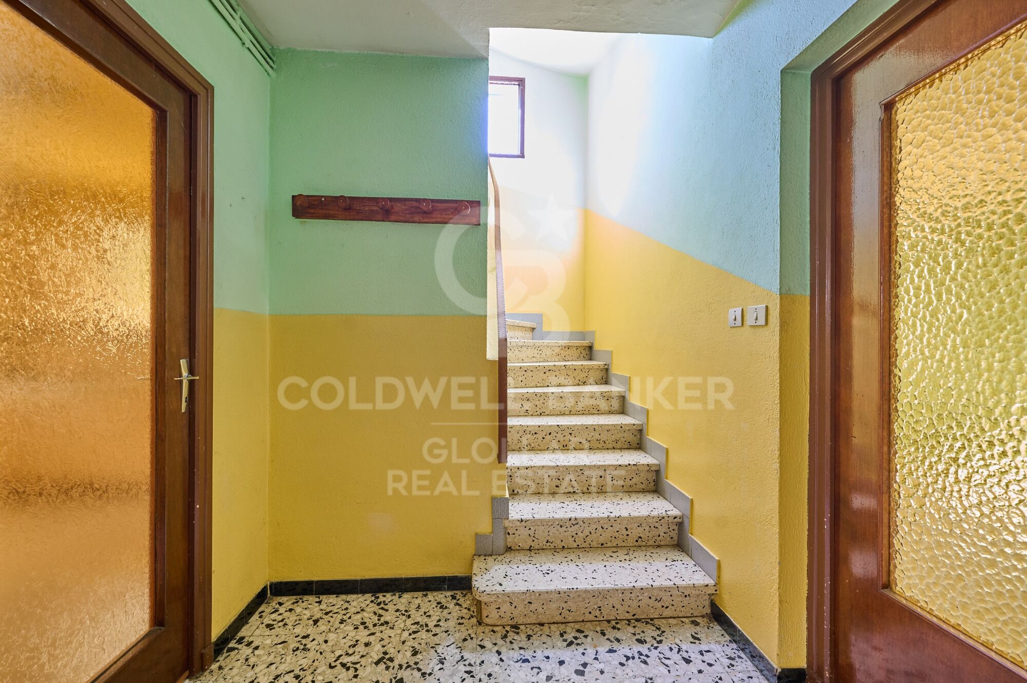 Casa independiente para reformar con jardín en Bourg-Madame