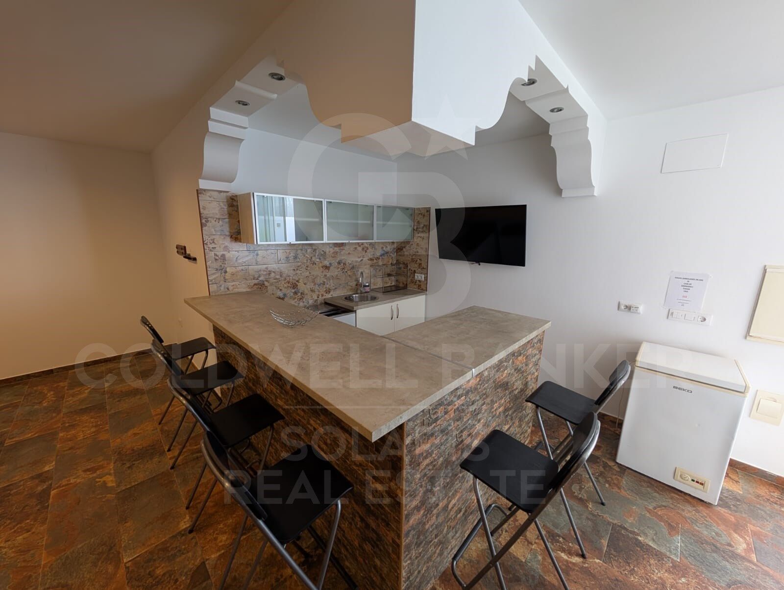 Luxury 7 bedroom villa in a quiet area of Javea