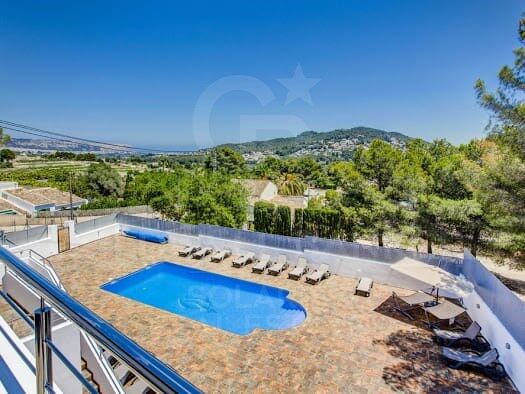 Luxury 7 bedroom villa in a quiet area of Javea