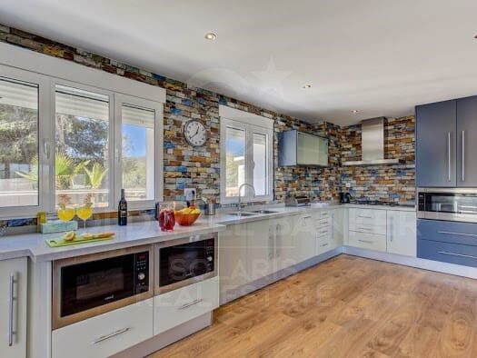 Luxury 7 bedroom villa in a quiet area of Javea