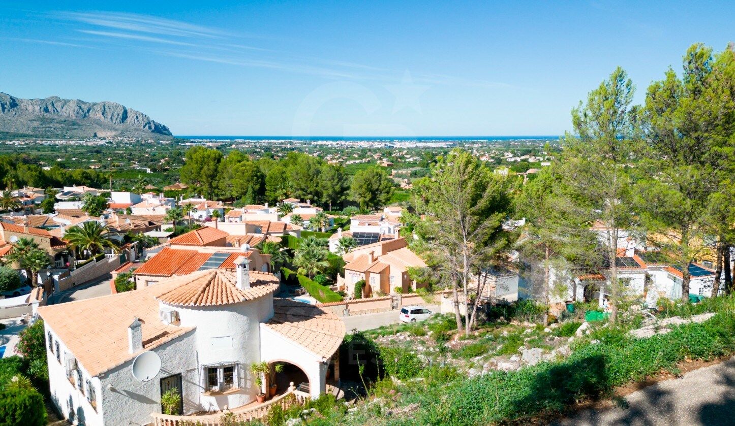 Modern Segaria villa with sea views in Pedreguer, Costa Blanca