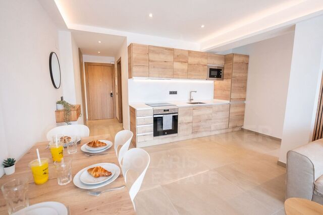 Jávea City Centre Apartment with Master Suite &amp; Open Kitchen