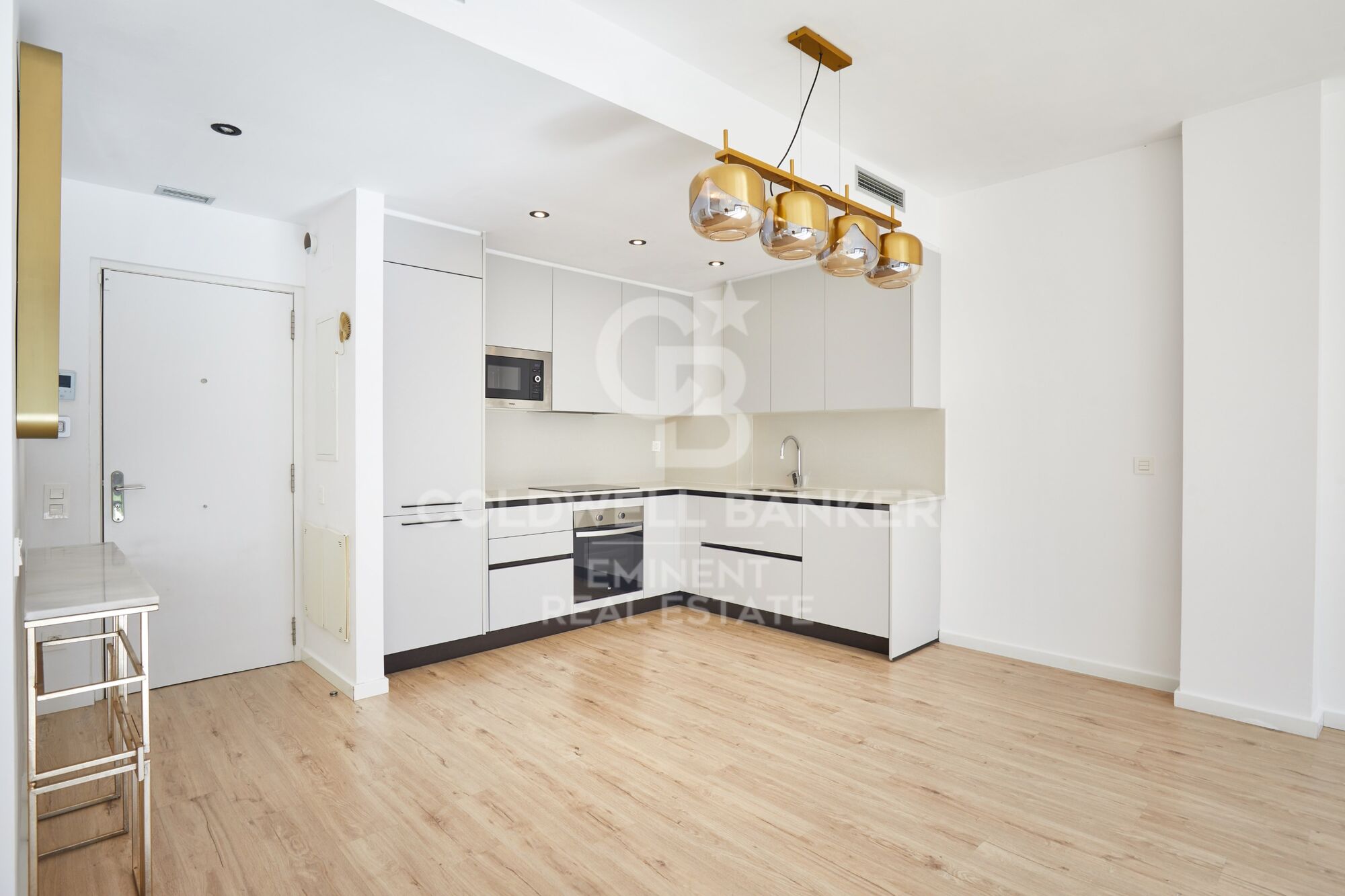 Duplex with garden on Pavia Street, building from 2020