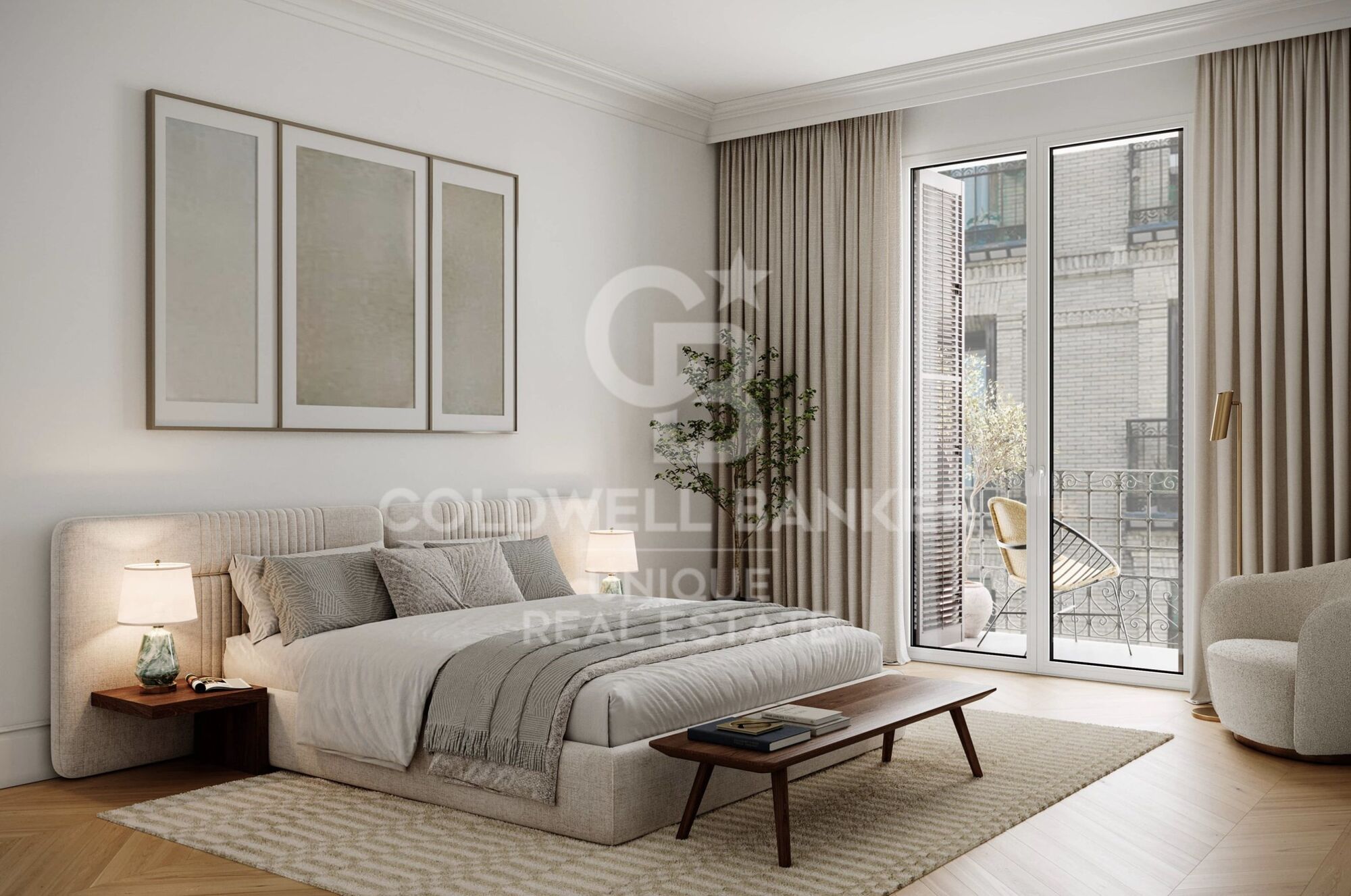 Exclusive renovated 3-bedroom exterior flat in the centre of Madrid