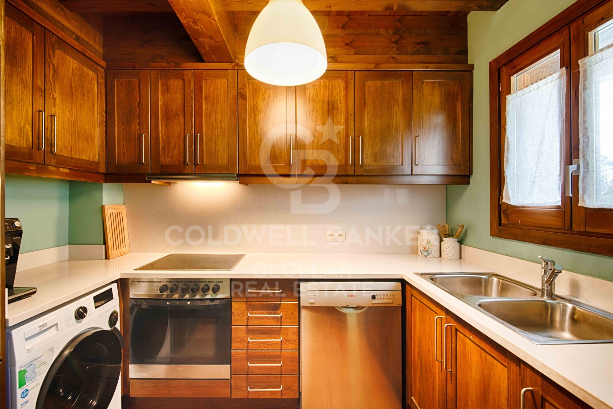 House 3 Bedrooms Sale Bourg-Madame