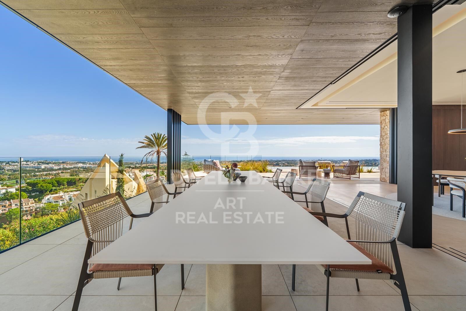 The epitome of contemporary luxury living in El Herrojo Alto, La Quinta, Benahavís