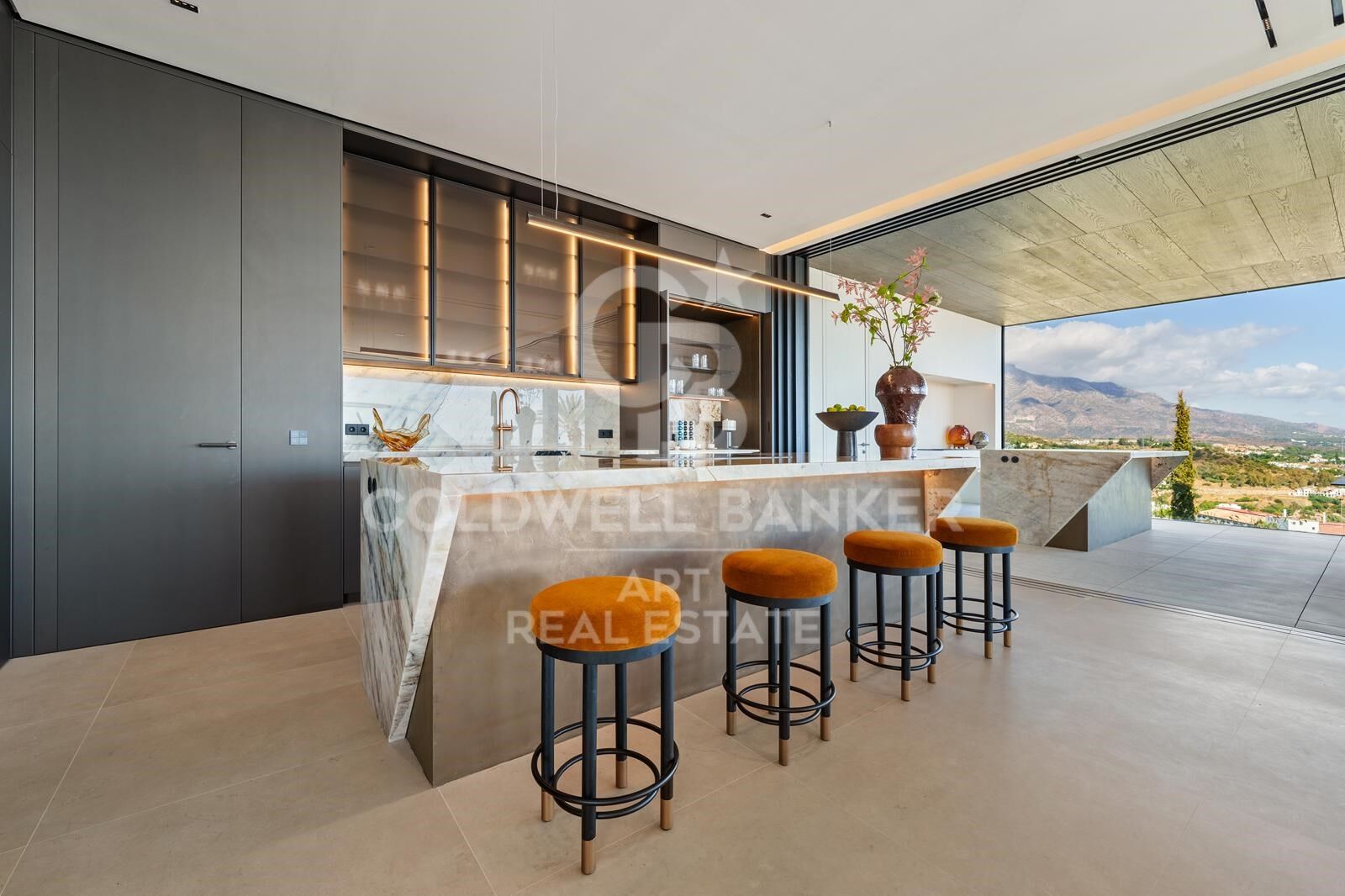 The epitome of contemporary luxury living in El Herrojo Alto, La Quinta, Benahavís