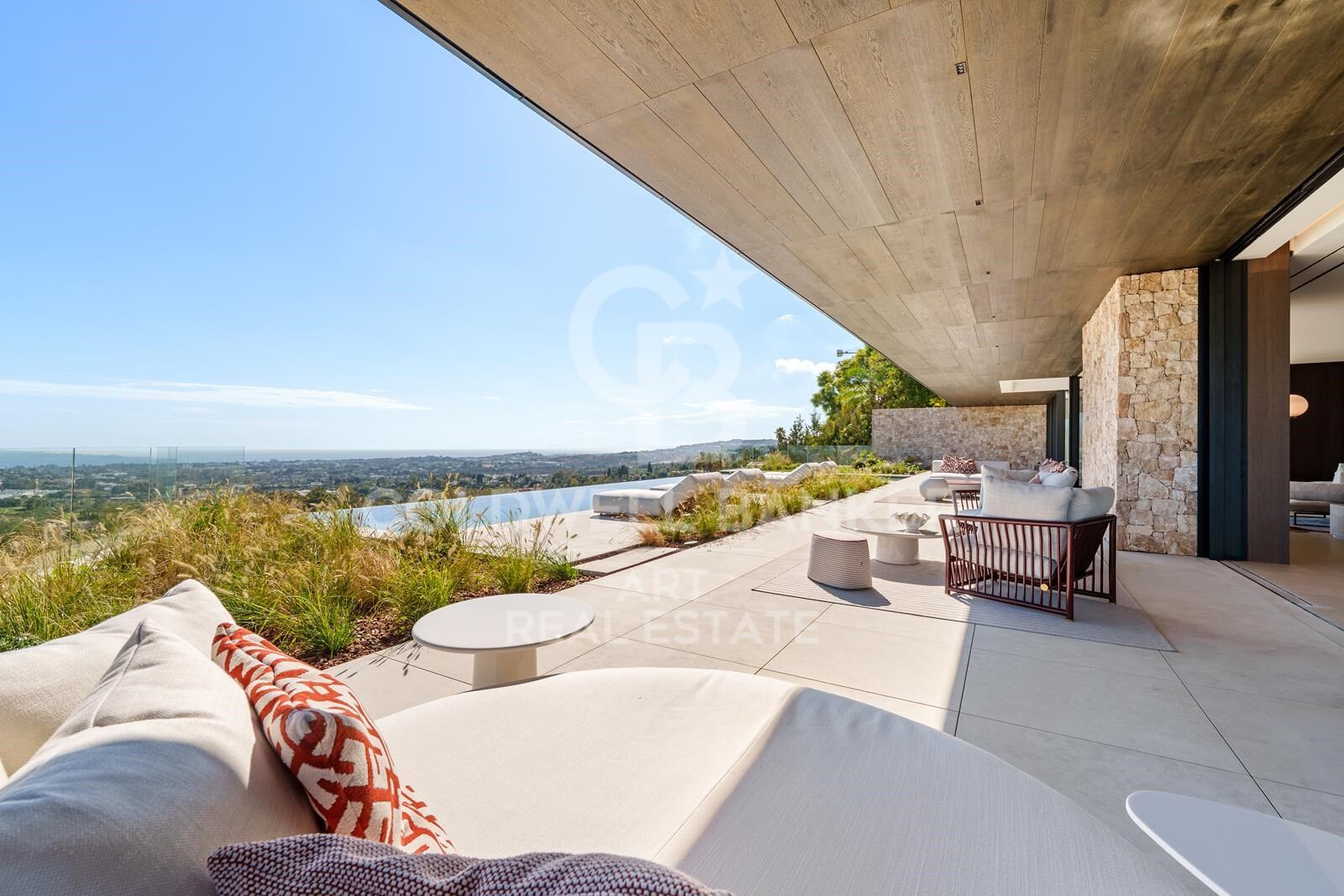 The epitome of contemporary luxury living in El Herrojo Alto, La Quinta, Benahavís