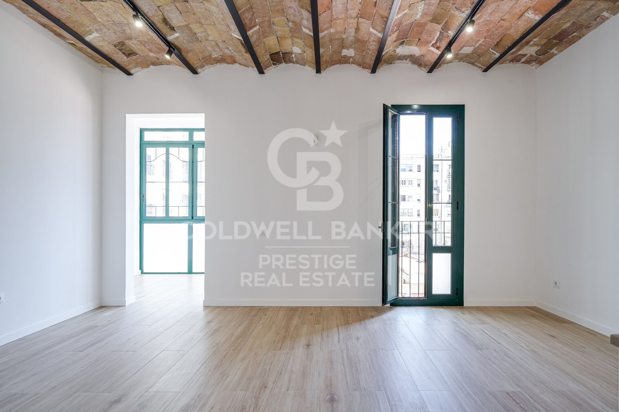 Piso reformado a estrenar en Eixample Esquerra, Barcelona