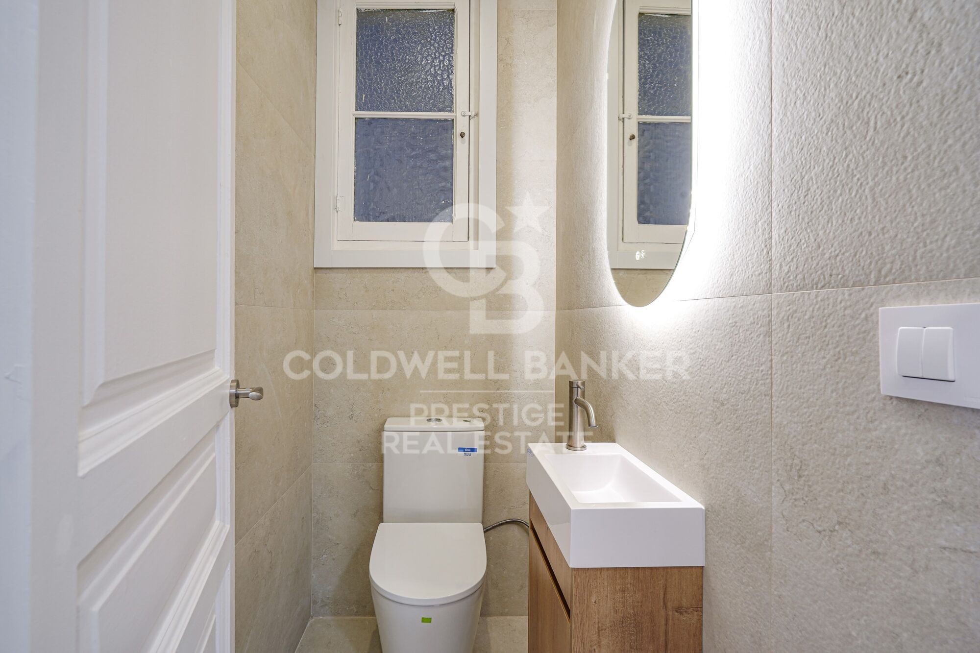 Piso reformado a estrenar en Eixample Esquerra, Barcelona