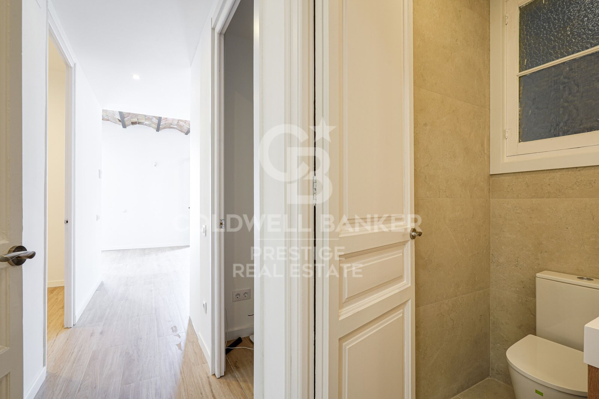 Piso reformado a estrenar en Eixample Esquerra, Barcelona