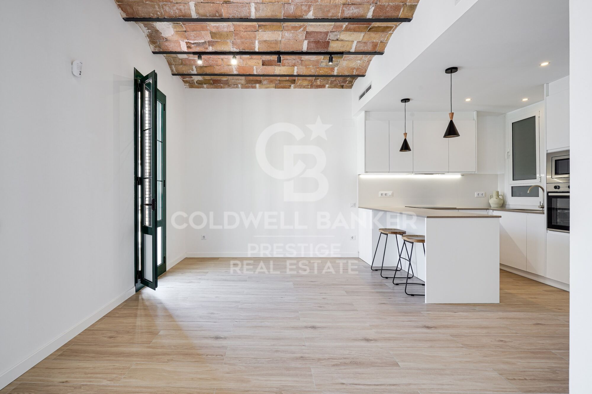Brand-new renovated apartment in Eixample Esquerra, Barcelona