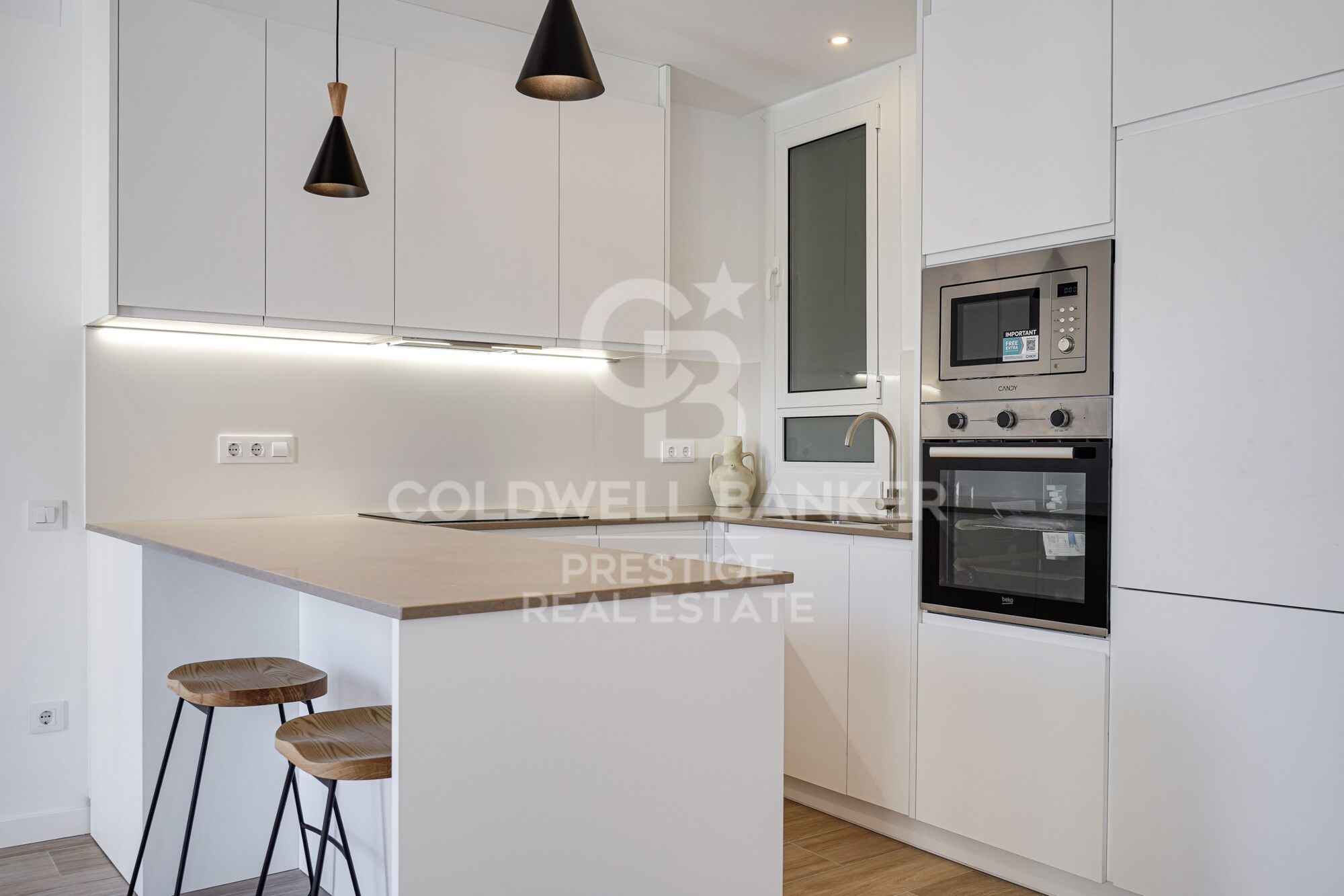 Brand-new renovated apartment in Eixample Esquerra, Barcelona