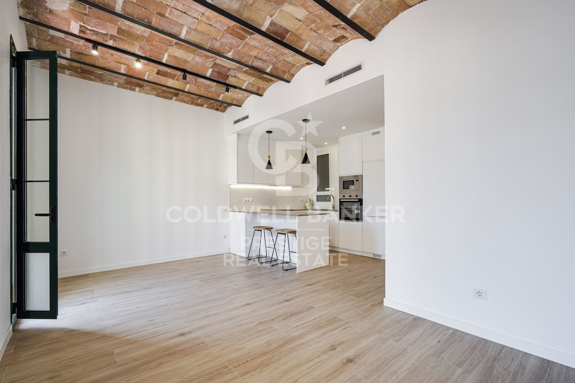 Piso reformado a estrenar en Eixample Esquerra, Barcelona