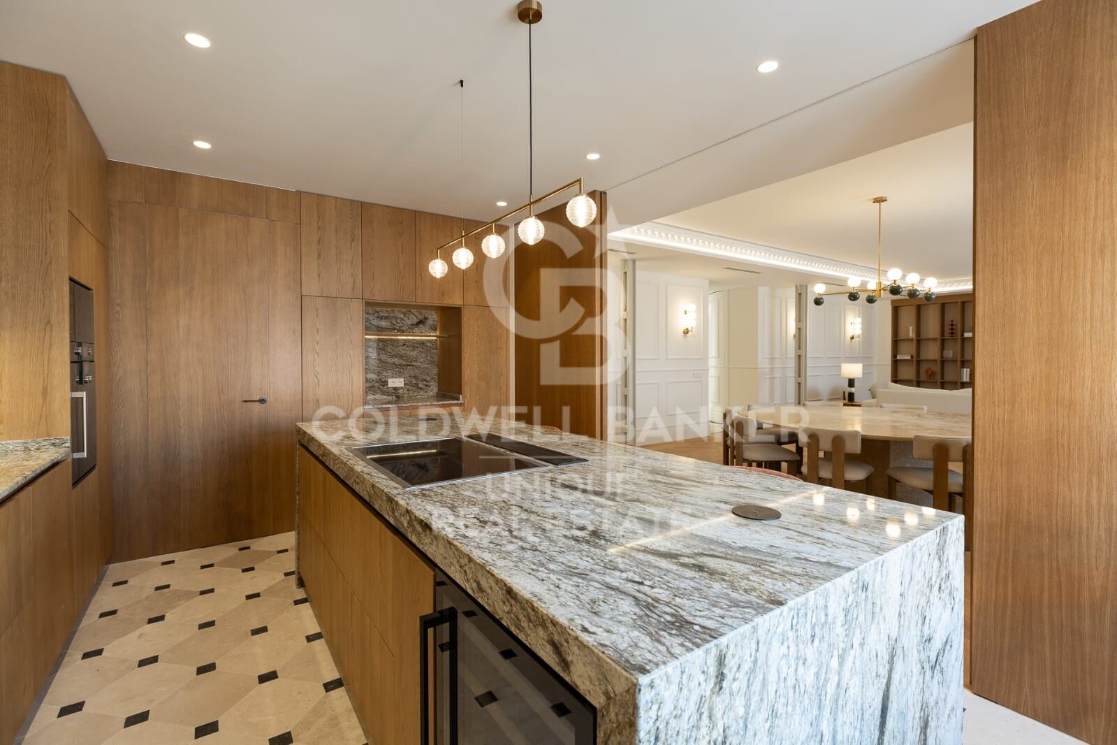 Exclusiva vivienda reformada en Recoletos, Madrid