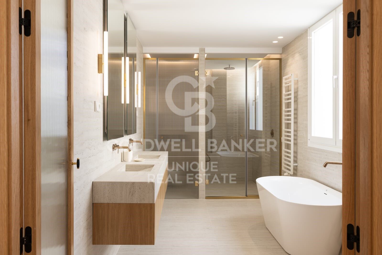 Exclusiva vivienda reformada en Recoletos, Madrid