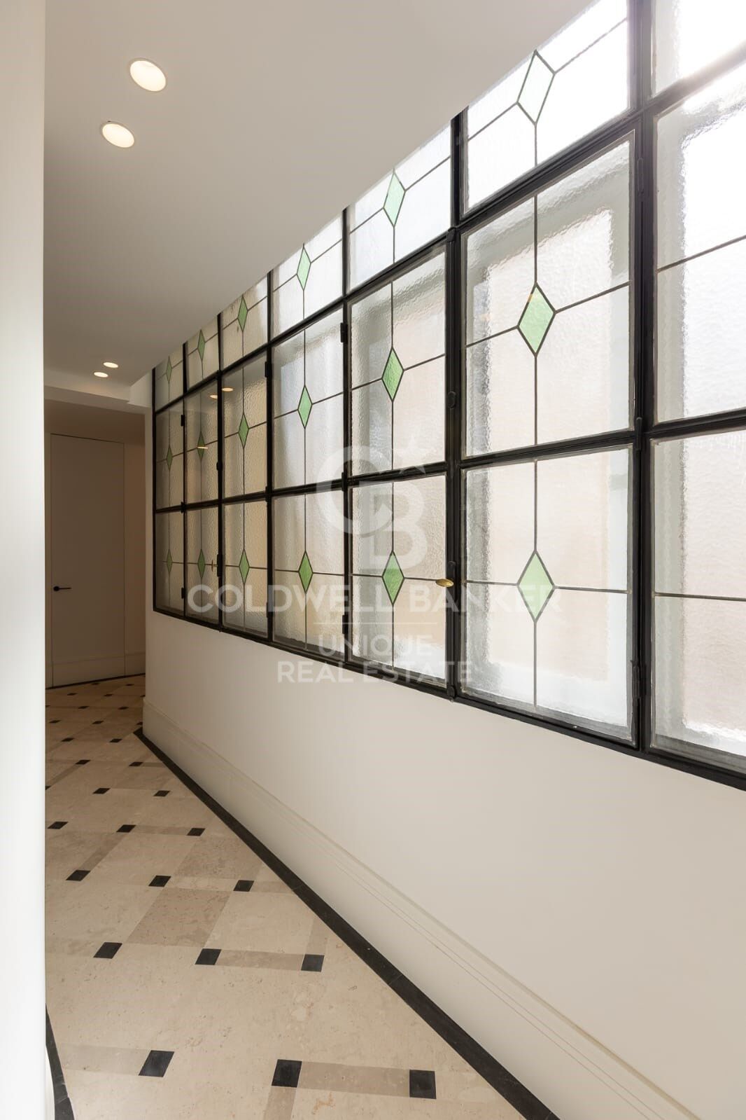 Exclusive renovated property with terrace in Recoletos, Madrid