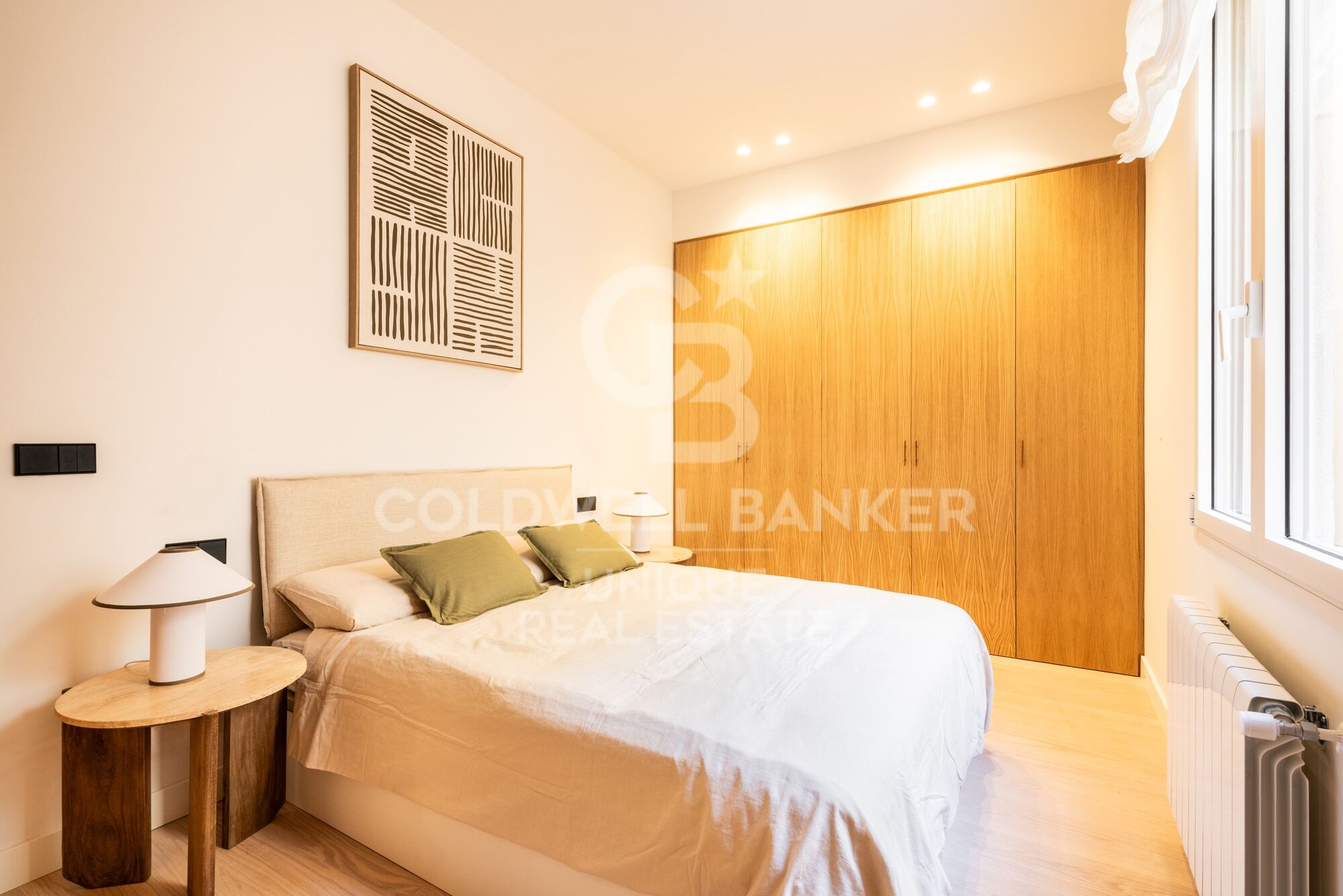 Renovierte 3-Zimmer-Wohnung in Jerónimos, Madrid