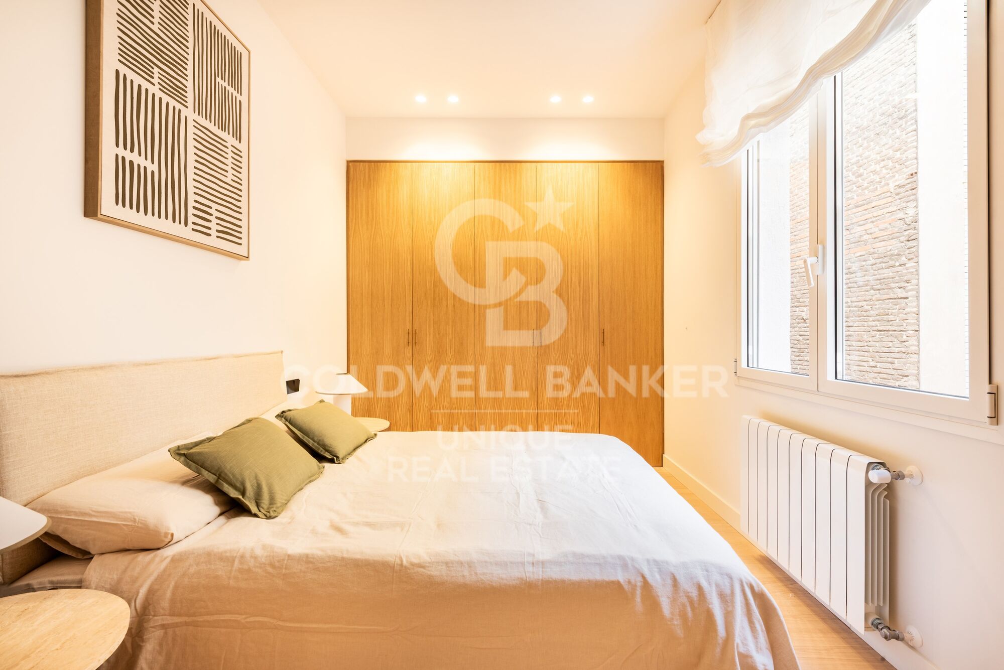 Renovierte 3-Zimmer-Wohnung in Jerónimos, Madrid