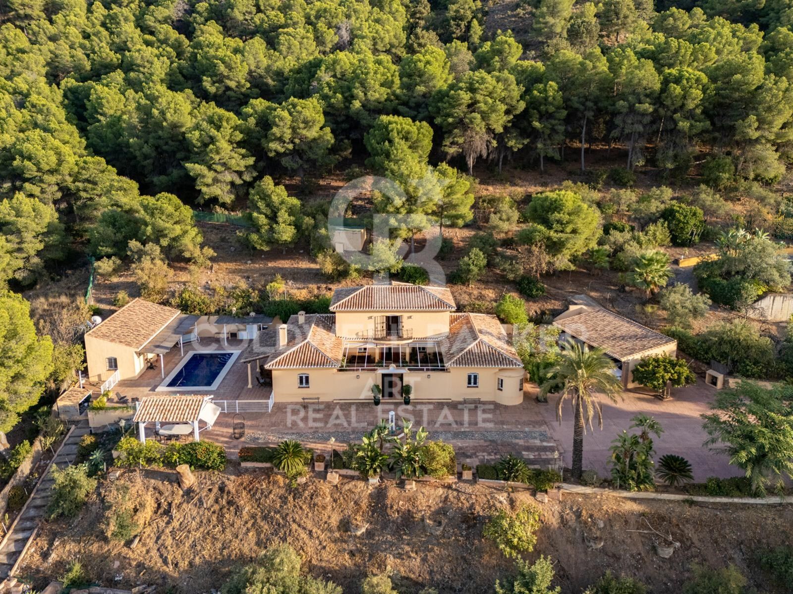 Un santuario privado al pie de la montaña Jabalcuza, Alhaurín de la Torre, Costa del Sol