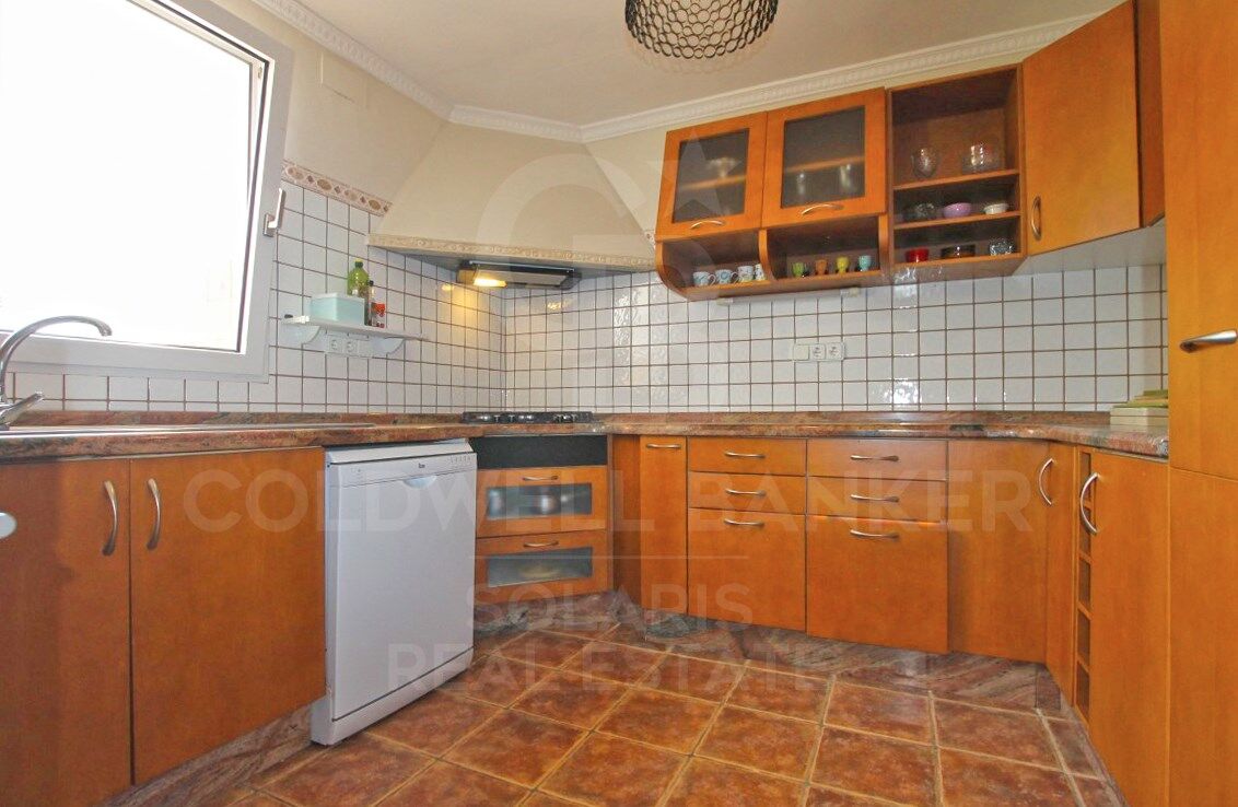 Oportunidad Única: Impresionante Finca con Licencia Turística en Jávea