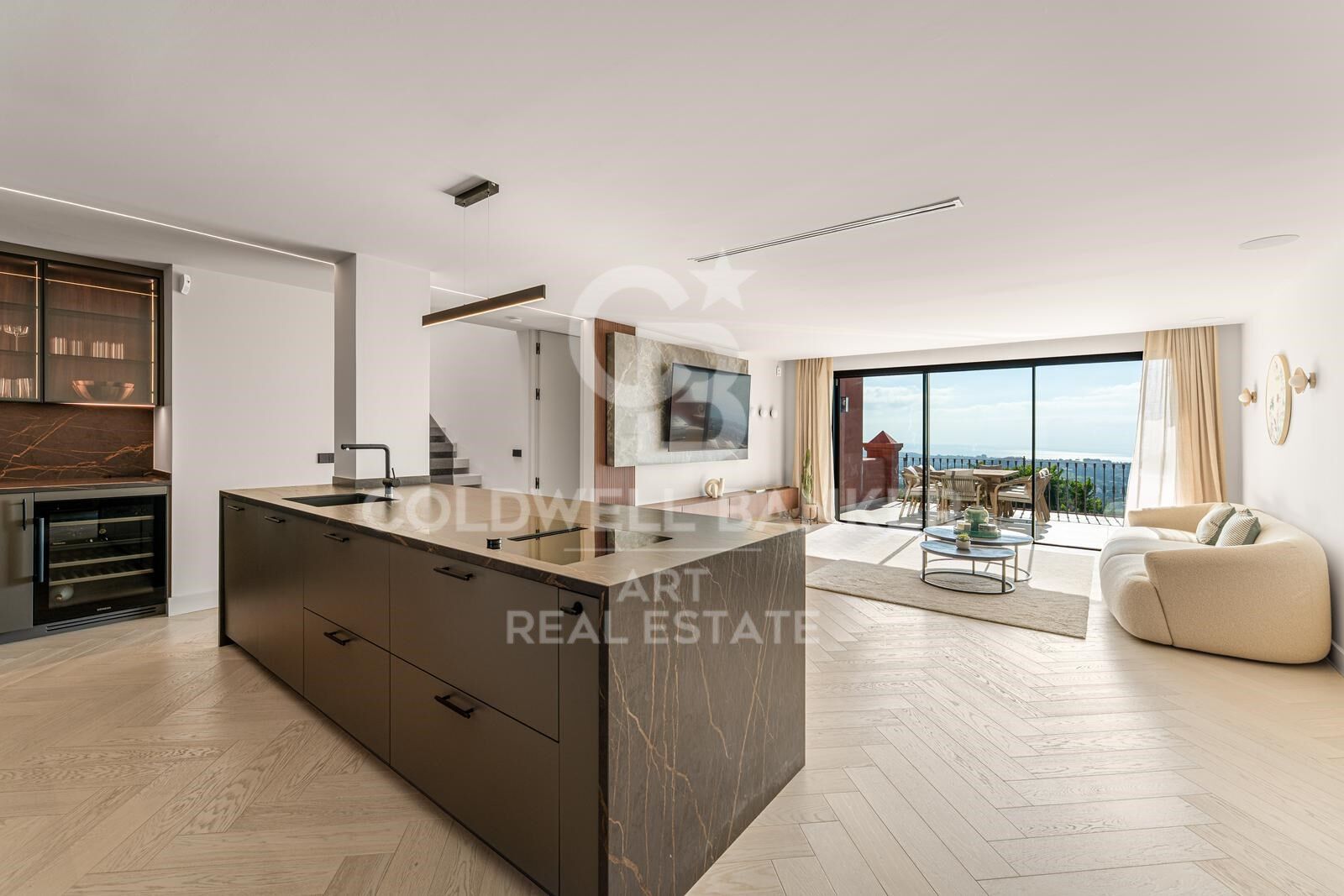 Elegant duplex penthouse with panoramic views in Monte Halcones, Benahavís