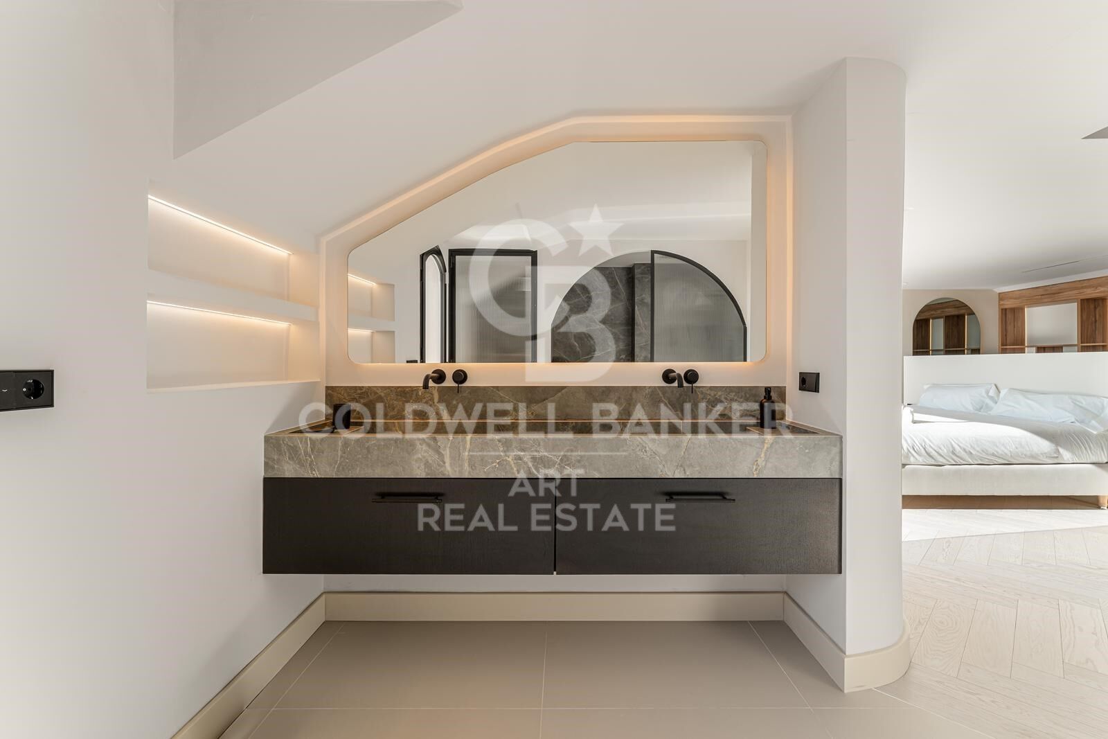 Elegantes Duplex-Penthouse mit Panoramablick in Monte Halcones, Benahavís